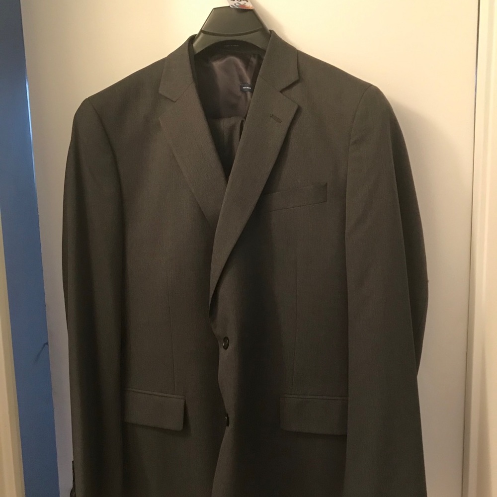 Man’s THREE PIECE SUIT